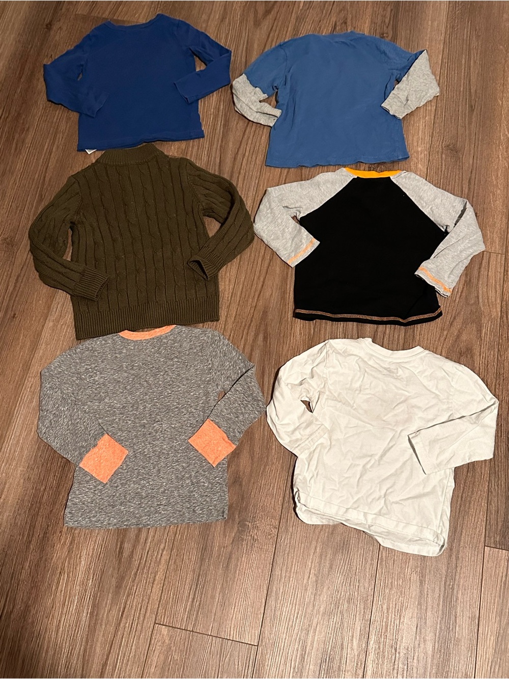 Bundle of Boys 3T Long Sleeve Top and Sweaters - Picture 8 of 12